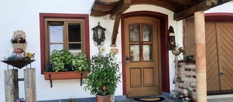 Apartment 'Ferienwohnung Am Schusterhof' with Private Terrace, Private Garden and Wi-Fi