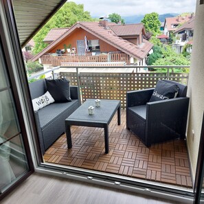 Property grounds - Holiday Apartment 'Lueg Ins Wiesental' with Mountain View, Balcony & Wi-Fi (Steinen)