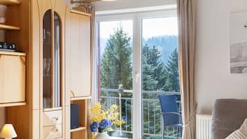 Tv, dvd-spelare och en stereo