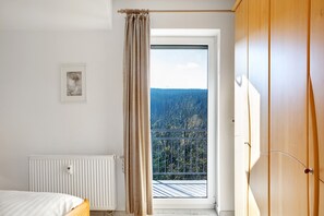 2 quartos, ferros/tábuas de passar roupa, Wi-Fi de cortesia