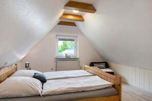 1 bedroom, free WiFi, bed sheets - Apartment 'Tüchsen' with Shared Terrace, Shared Garden and Wi-Fi (Klixbüll)
