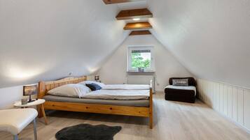 1 dormitori, wifi gratuïta i roba de llit