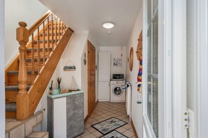 Interior - Apartment 'Tüchsen' with Shared Terrace, Shared Garden and Wi-Fi (Klixbüll)