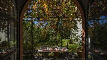 Ristorazione all'aperto