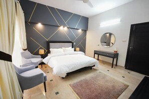 Deluxe-Zimmer | 1 Schlafzimmer, Minibar, kostenloses WLAN