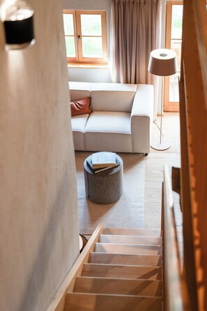 TV - 04 Christl, 80 sqm, 2 bedrooms, balcony, sauna, tiled stove (Schleching)