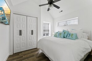 4 slaapkamers, een strijkplank/strijkijzer, gratis wifi