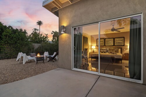 Azul Oasis by AvantStay | Pool, Hot Tub, Firepit, Bocce Ball | Mins to Downtown