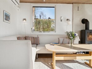Tv och eldstad