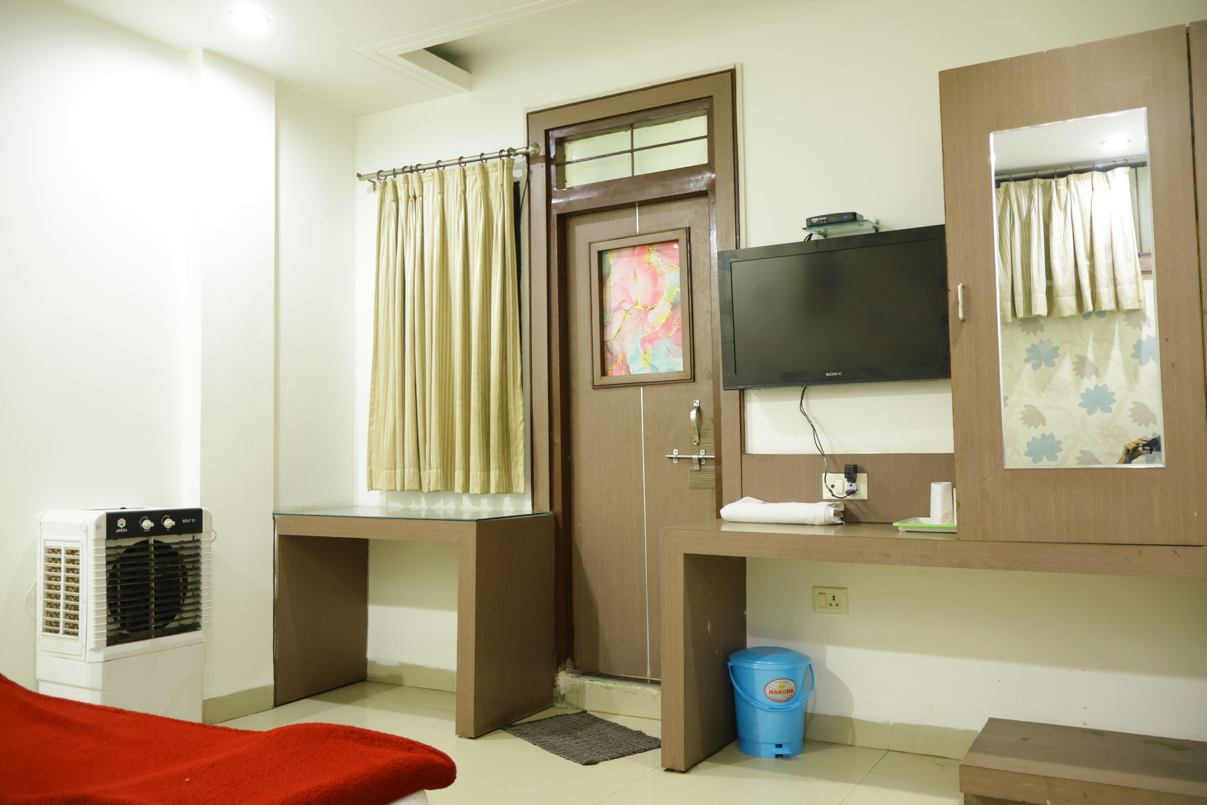 Basic Double or Twin Room