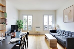 Smart TV, offices