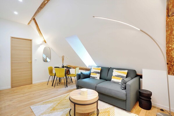 Téléviseur connecté, bureau