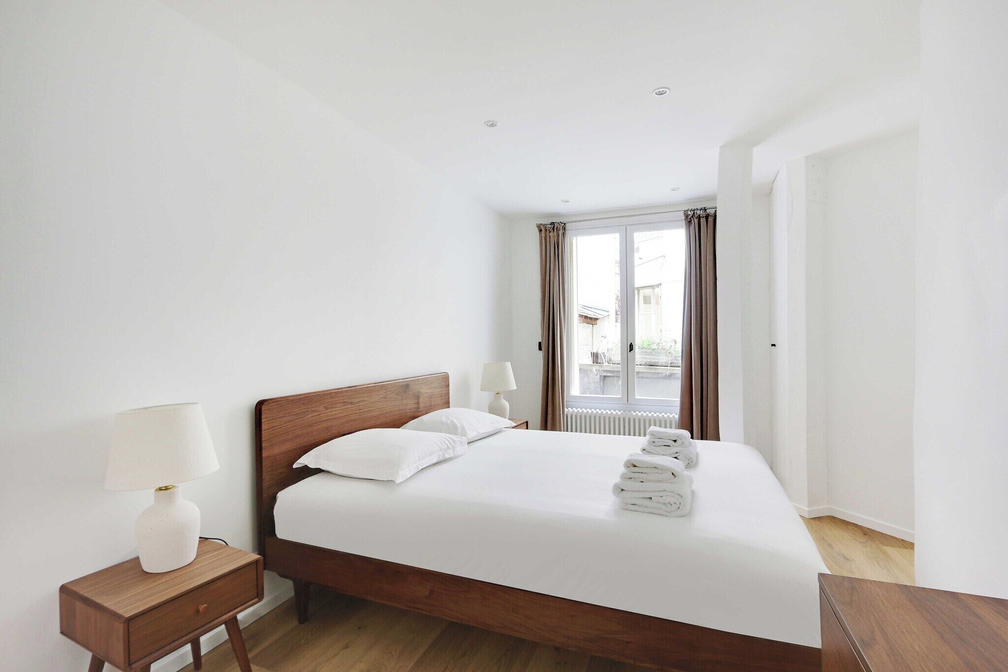 1 slaapkamer, een bureau, een strijkplank/strijkijzer, gratis wifi