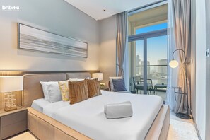 Standard Apartment, Balcony, Canal View | 1 bedroom, in-room safe, iron/ironing board, free WiFi - bnbme | 15 Northside | 1 BDR (Dubai)