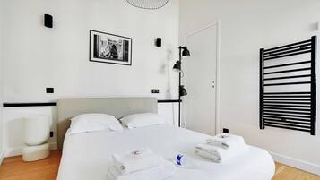 1 bedroom, desk, iron/ironing board, free WiFi