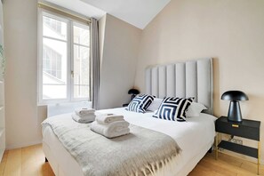 1 soverom, skrivebord, strykejern/-brett og wi-fi (inkludert)