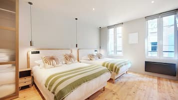 2 bedrooms, desk, iron/ironing board, free WiFi