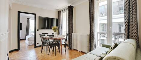 TV connectée, espaces bureaux