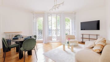 TV connectée, espaces bureaux