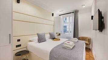 2 soverom, strykejern/-brett, reiseseng for barn og wi-fi (inkludert)