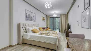 Deluxe Apartment, Balcony, Canal View