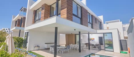 Alberca al aire libre