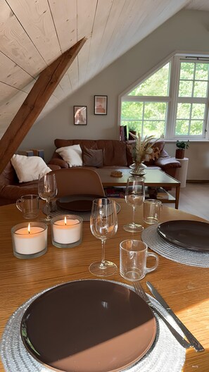 TV, fireplace, video games, DVD player - Charming attic apartment by the sea - with fireplace and cozy living room (Akershus)