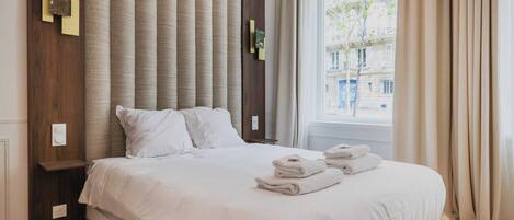 1 bedroom, desk, iron/ironing board, free WiFi