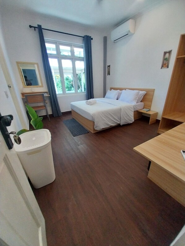 Classic Double or Twin Room, City View