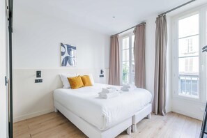 4 Schlafzimmer, Bügeleisen/Bügelbrett, Internetzugang, Bettwäsche