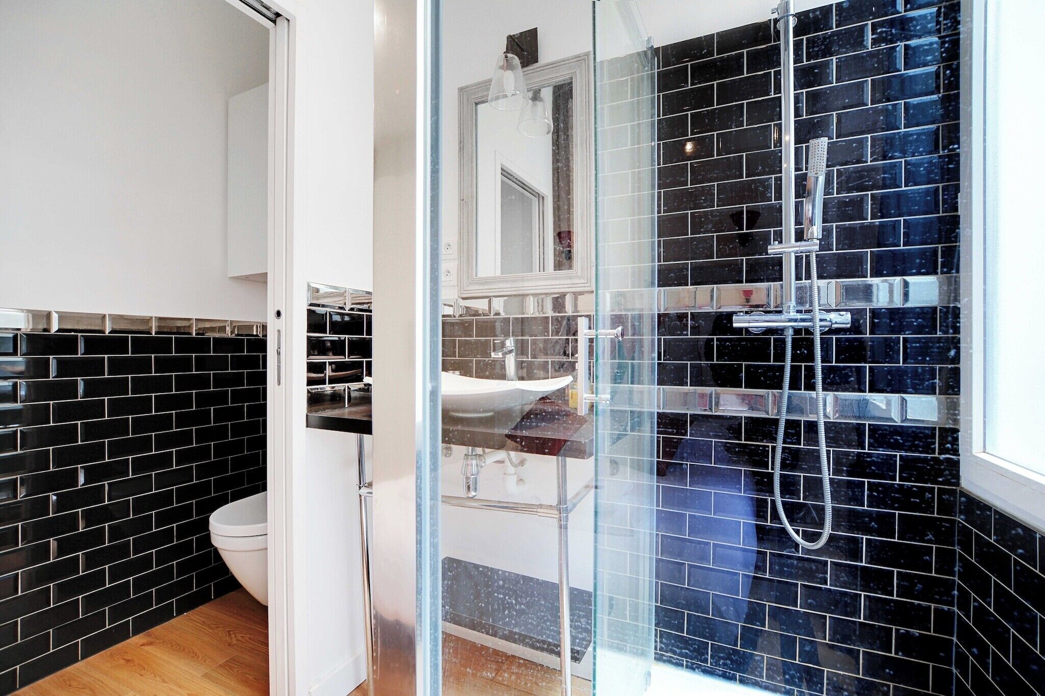 Shower, hair dryer, towels, shampoo