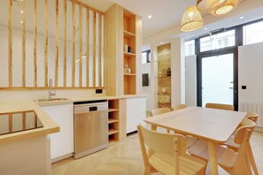Dining - Stunning apartment - 2BR/6P - Bastille (Paris)