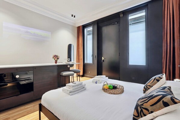 1 bedroom, desk, iron/ironing board, free WiFi