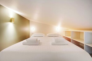 1 chambre, bureau, fer et planche à repasser, Wi-Fi gratuit