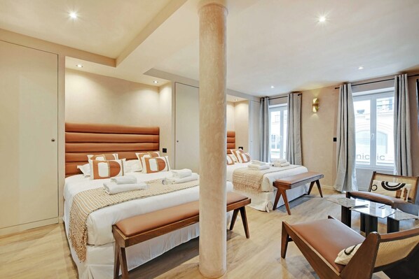 3 bedrooms, desk, iron/ironing board, free WiFi