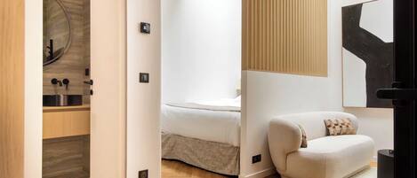 1 quarto, escrivaninha, ferros/tábuas de passar roupa, Wi-Fi de cortesia