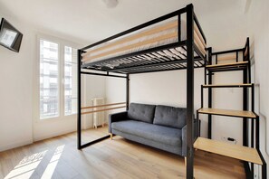 Smart TV, offices