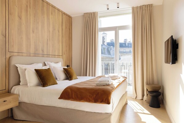 4 bedrooms, desk, iron/ironing board, free WiFi - Admirable & spacious flat - Eiffel Tower (Paris)