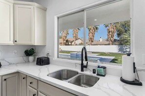 Fridge, microwave, oven, stovetop - *Serene* 4BR w/ Pool, Spa, Pool Table & Game Room! (Desert Hot Springs)