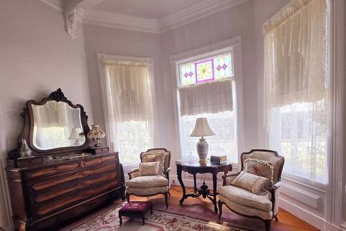 Casa de lujo, baño privado, vista al jardín | Ropa de cama de alta calidad, camas con efecto memoria y escritorio