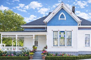 Luxury-Haus, eigenes Bad, Gartenblick | Terrasse/Patio