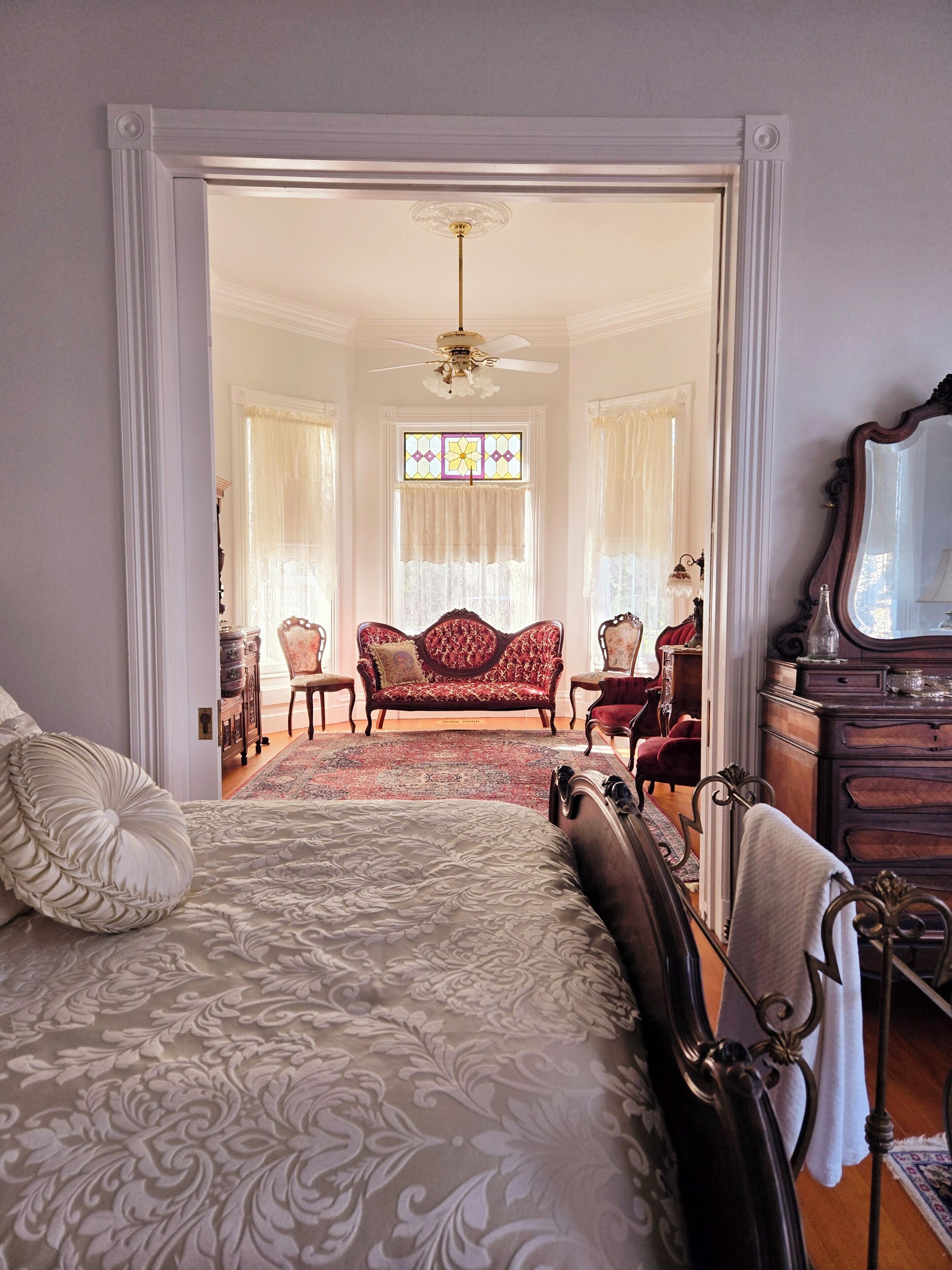 Luxury House, Private Bathroom, Garden View | Premium bedding, memory foam beds, desk, laptop workspace