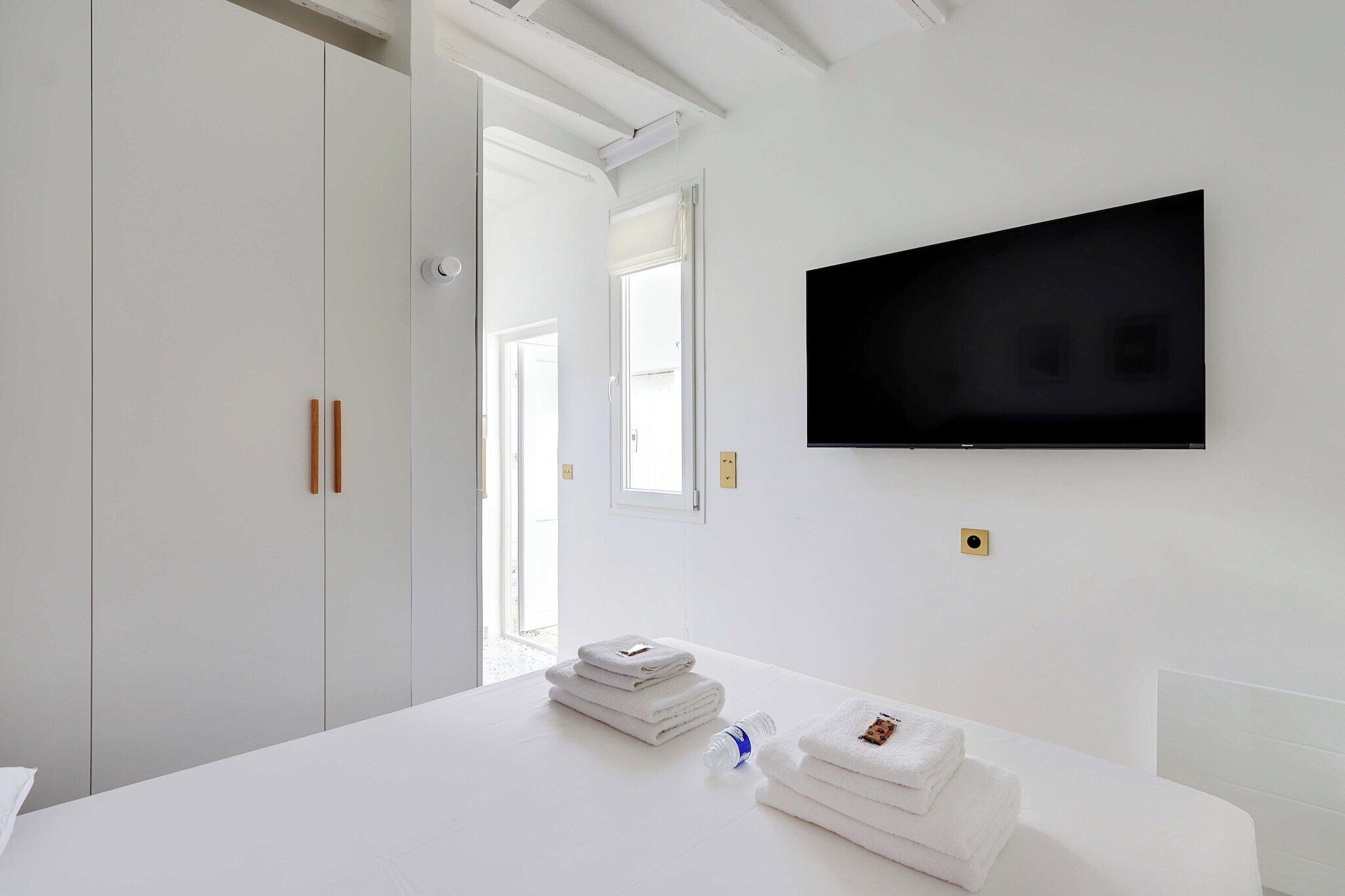 1 soverom, strykejern/-brett, wi-fi (inkludert) og sengetøy