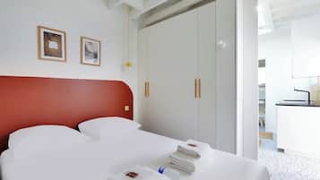 1 chambre, fer et planche Ă repasser, Wi-Fi gratuit, draps fournis