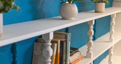 Vineyard View – Cozy Family Retreat