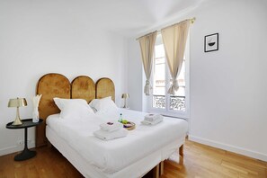 1 bedroom, desk, iron/ironing board, free WiFi