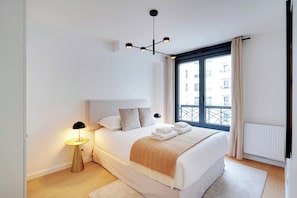 2 chambres, bureau, fer et planche à repasser, Wi-Fi gratuit