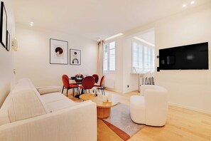 Smart TV, offices