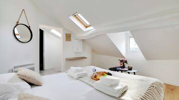 1 slaapkamer, een bureau, reisbedje, gratis wifi