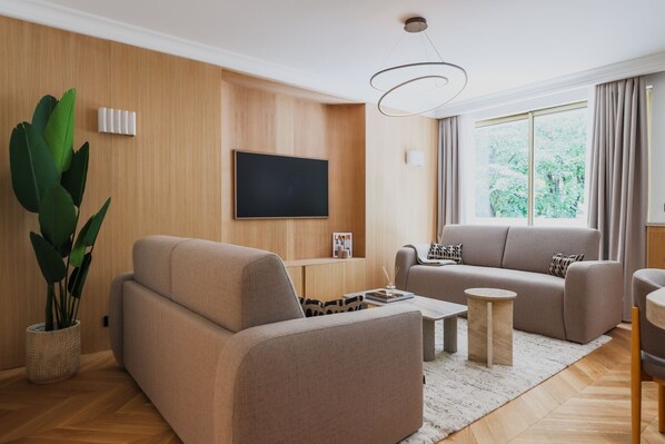 Smart TV y oficina 